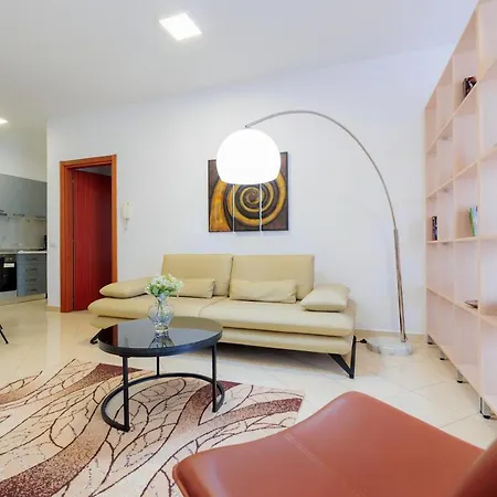 Center 12 Tirana