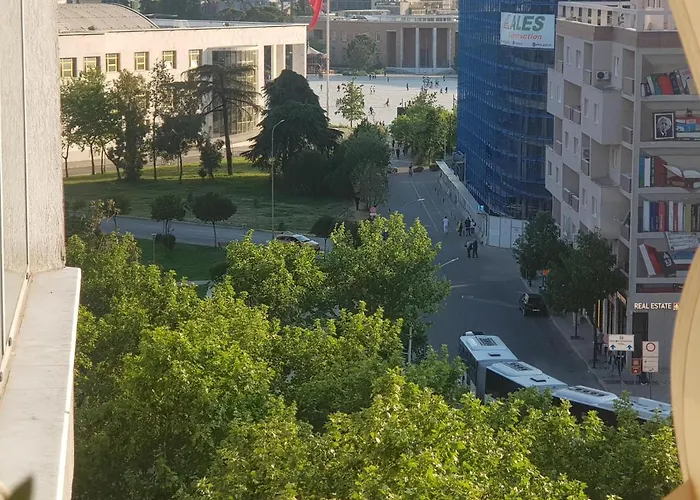 Center 12 *